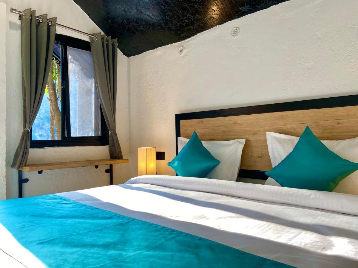 Euphoric River Resort Rišikéš Exteriér fotografie