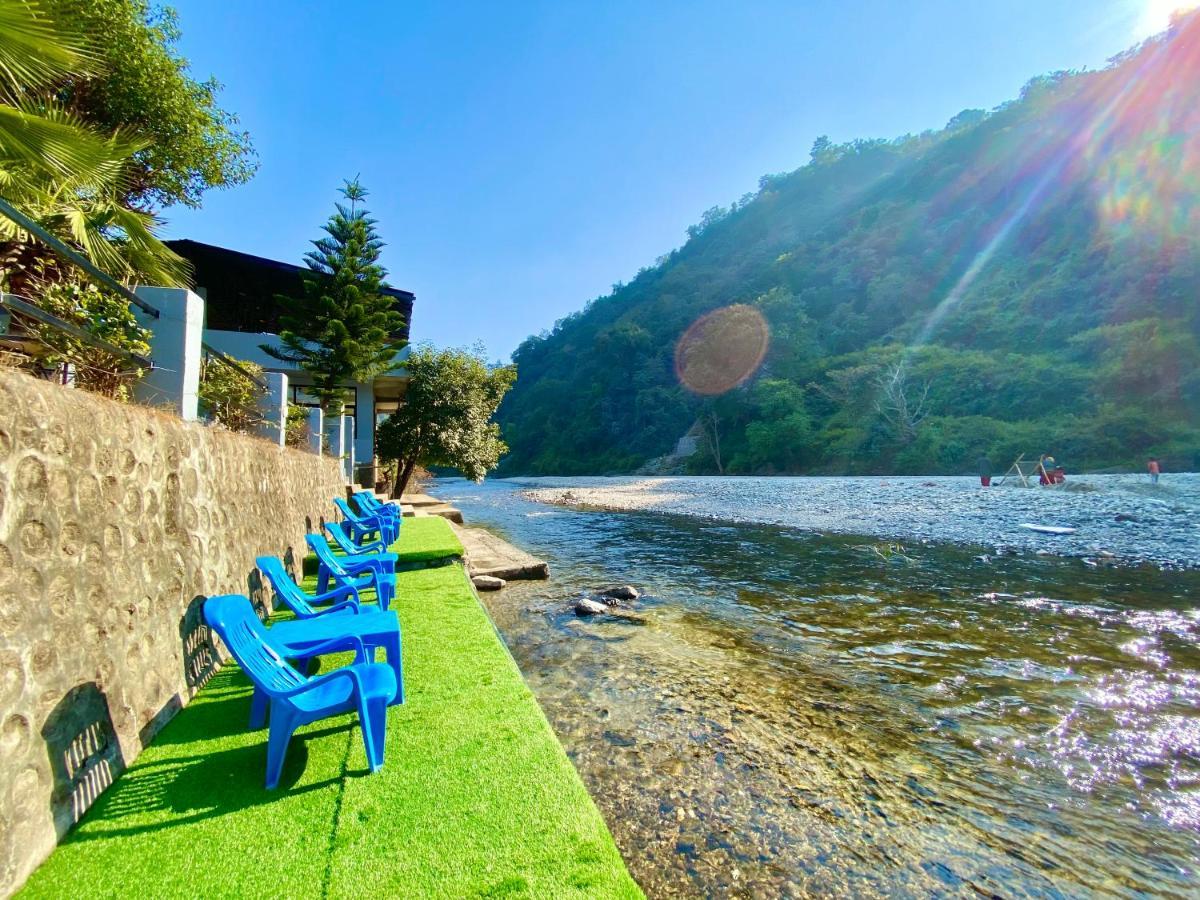 Euphoric River Resort Rišikéš Exteriér fotografie