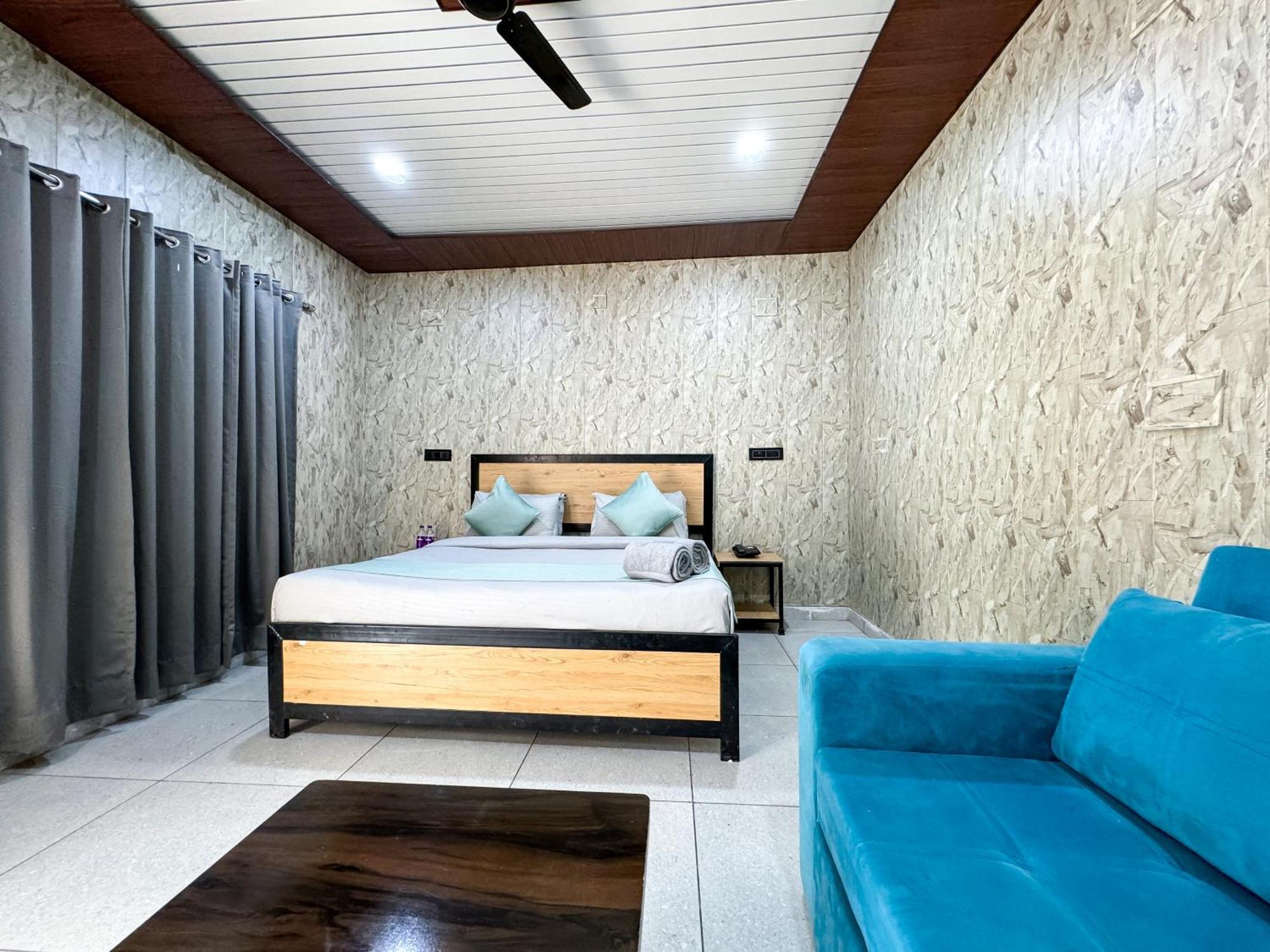 Euphoric River Resort Rišikéš Exteriér fotografie