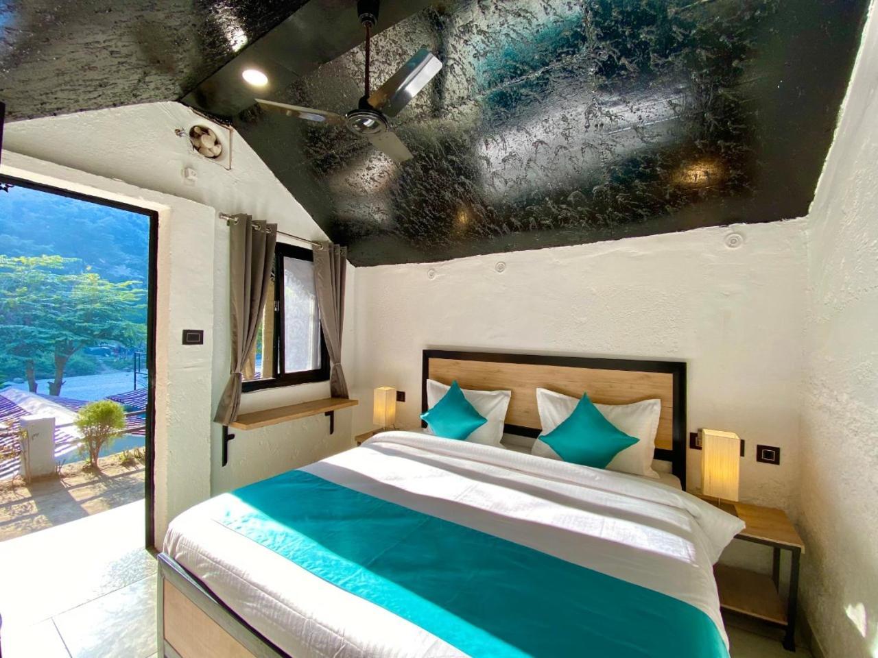 Euphoric River Resort Rišikéš Exteriér fotografie